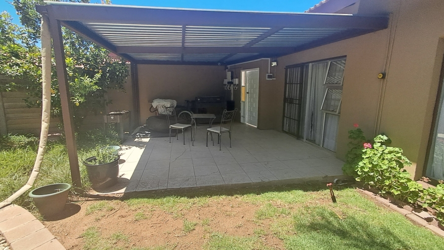 3 Bedroom Property for Sale in Pellissier Free State